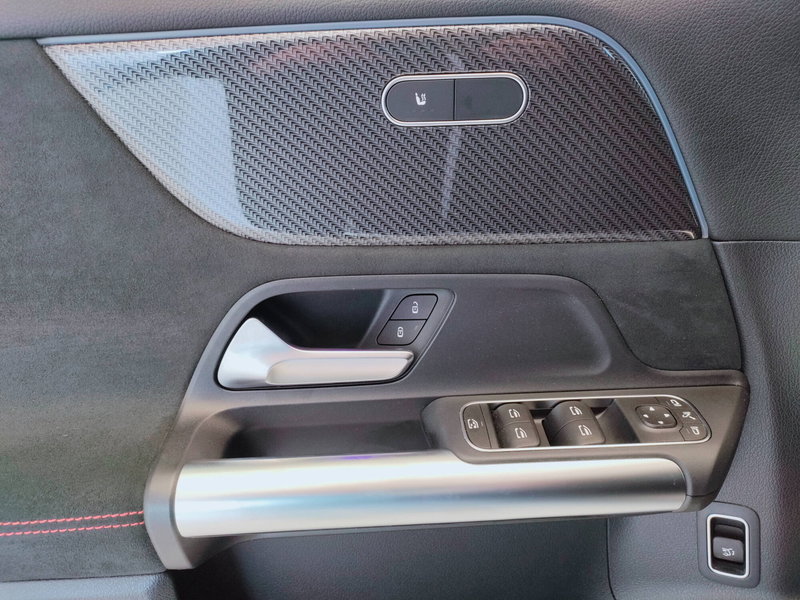 Mercedes-Benz GLA SUV usata a Ascoli Piceno (18)