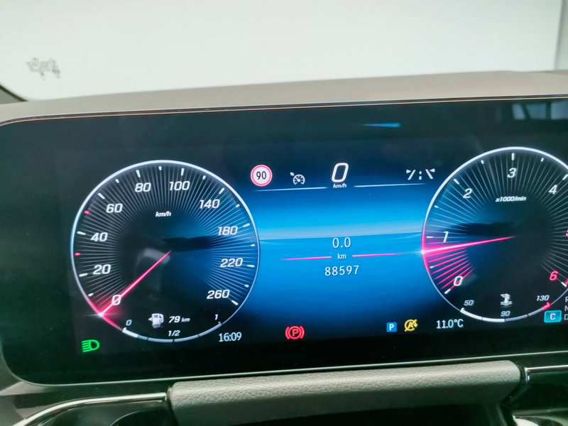 Mercedes-Benz GLA SUV usata a Ascoli Piceno (20)