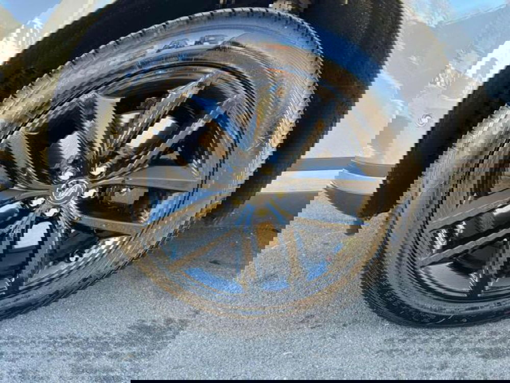 Land Rover Range Rover Velar usata a Lucca (3)