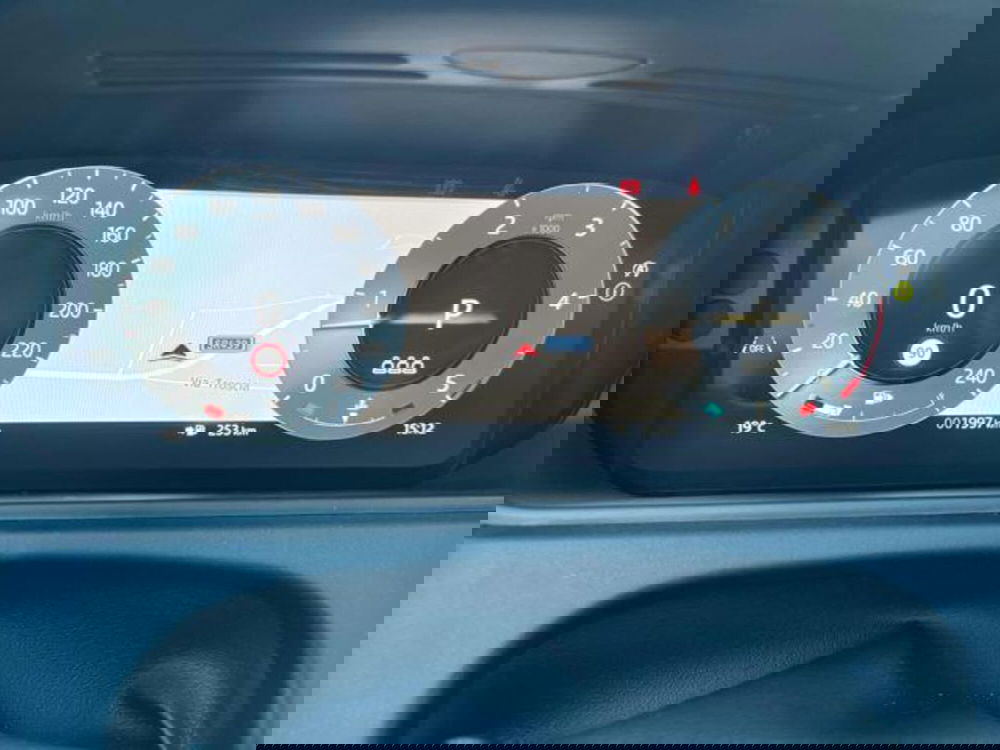 Land Rover Range Rover Velar usata a Lucca (9)