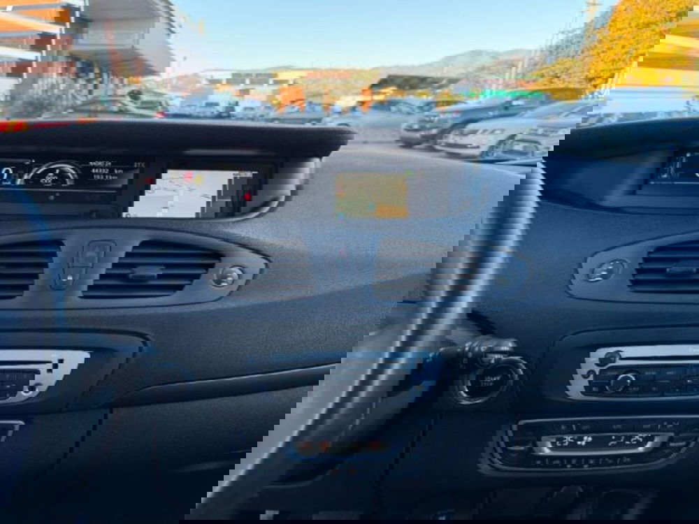 Renault Scenic E-Tech Electric usata a Lucca (13)