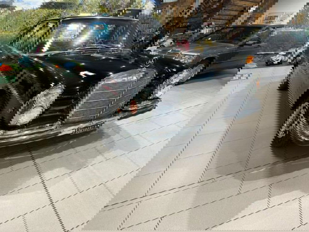 Mercedes-Benz 250 usata a Milano (3)