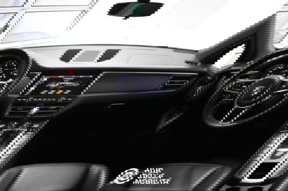 Porsche Macan usata a Perugia (10)