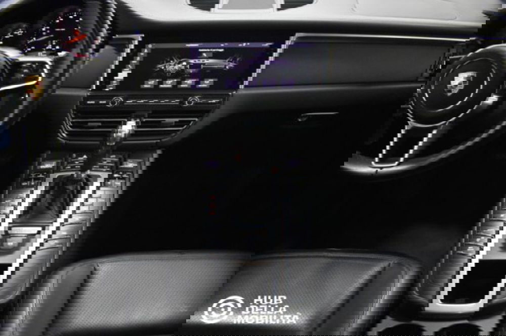 Porsche Macan usata a Perugia (11)