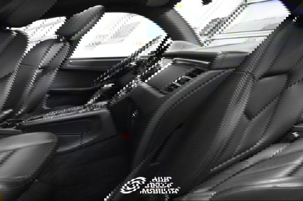 Porsche Macan usata a Perugia (20)