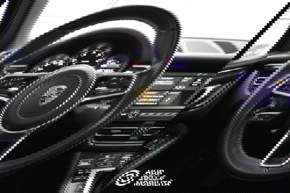 Porsche Macan usata a Perugia (9)