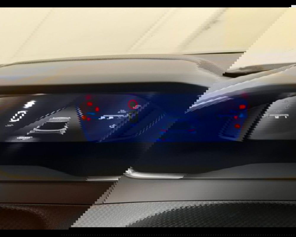 Peugeot 2008 nuova a Alessandria (9)