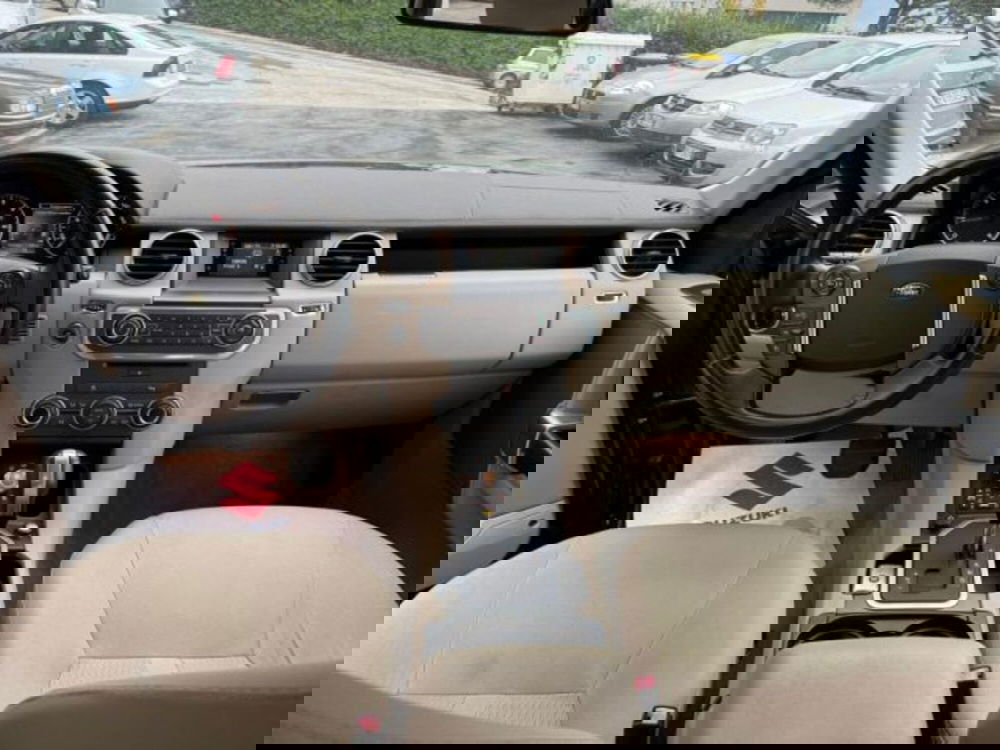 Land Rover Discovery usata a Macerata (6)