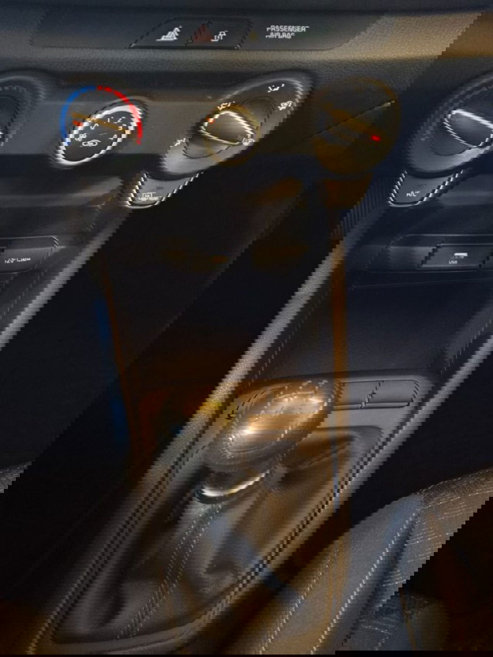 Kia Rio usata a Vicenza (14)