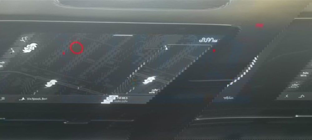 Hyundai Kona nuova a Bari (13)