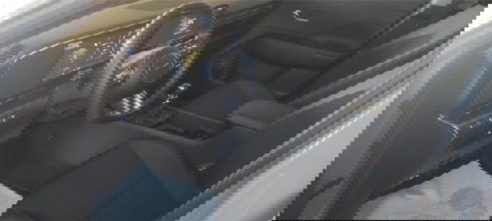 Hyundai Kona nuova a Bari (8)