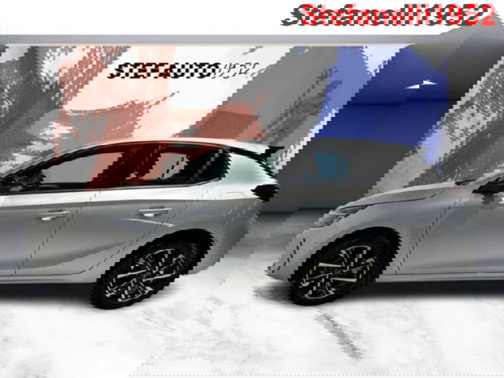 Opel Corsa nuova a Bologna (3)