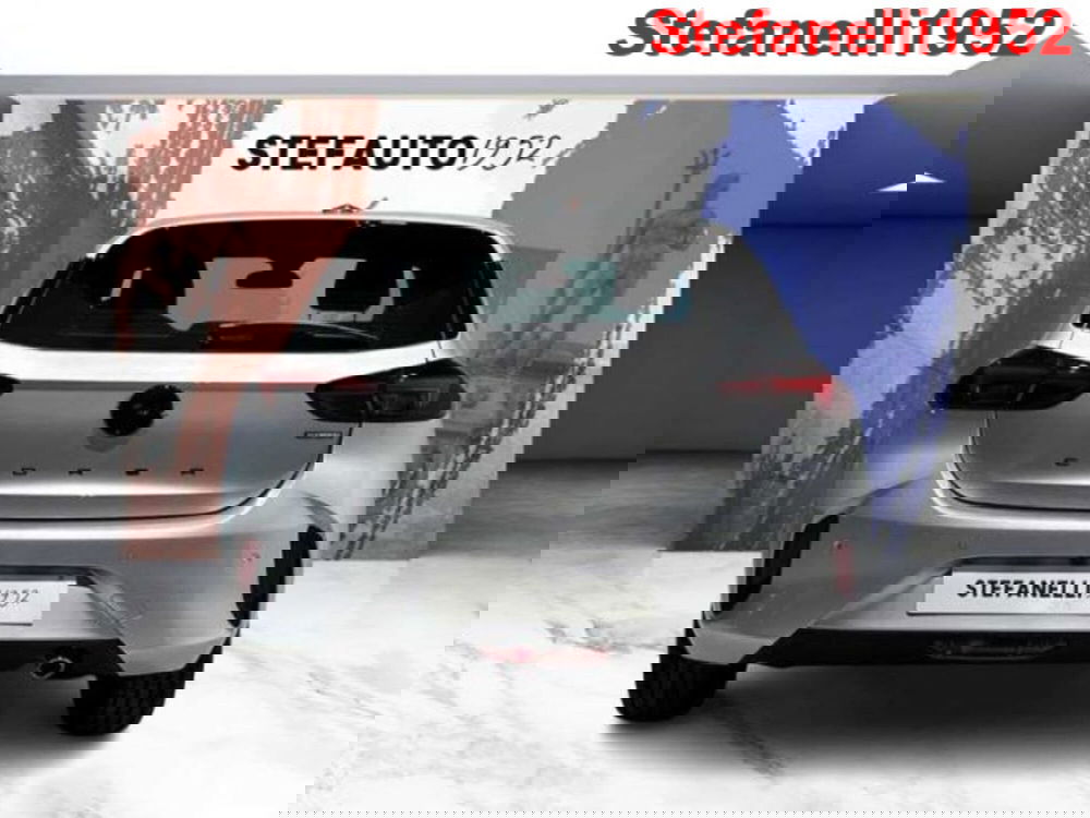 Opel Corsa nuova a Bologna (6)