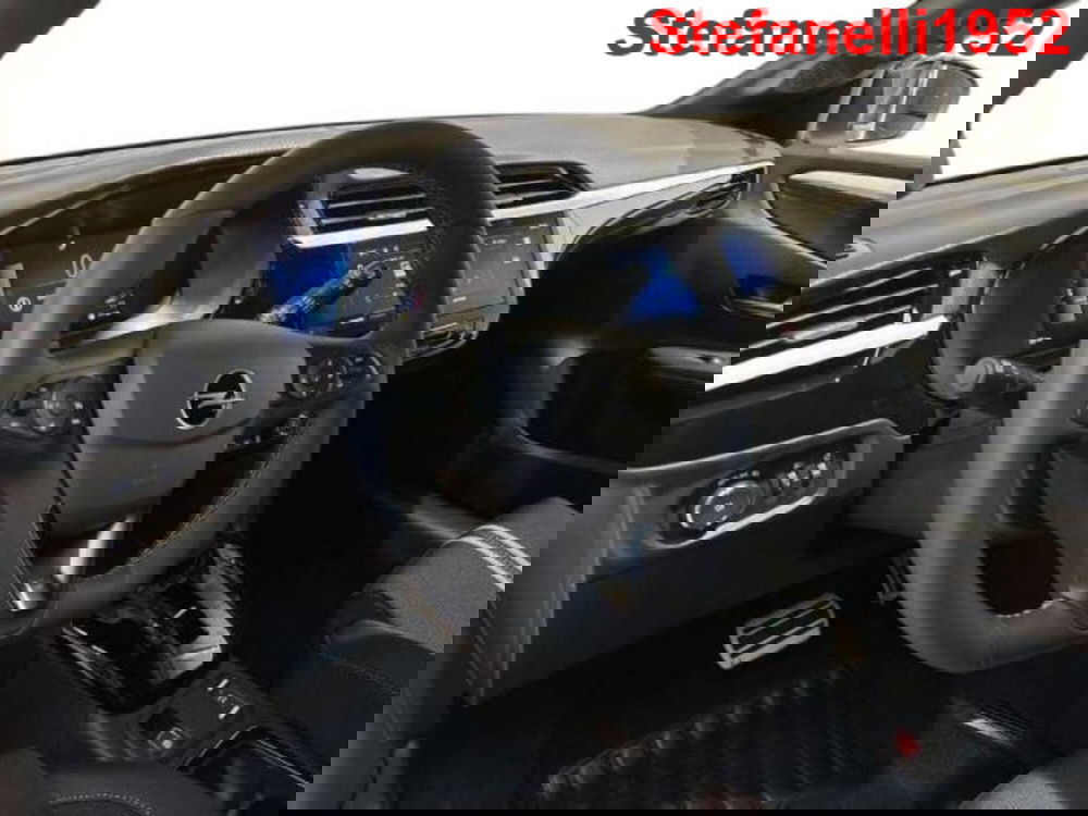 Opel Corsa nuova a Bologna (11)