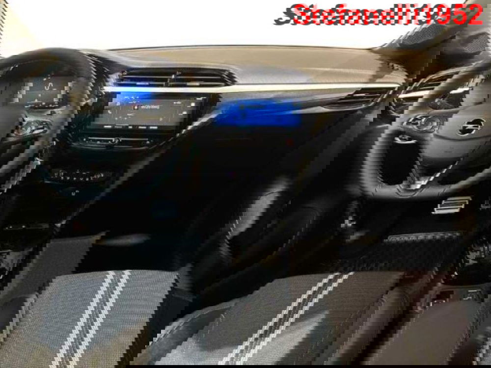 Opel Corsa nuova a Bologna (13)