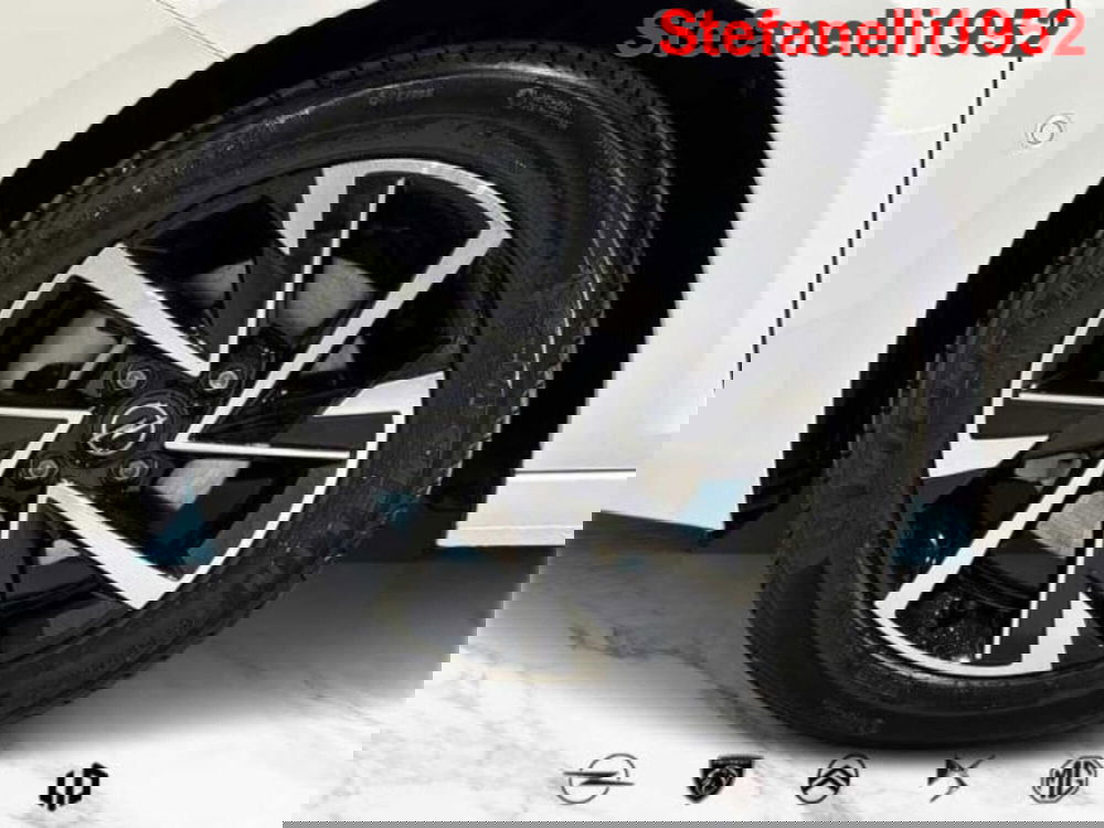 Opel Corsa nuova a Bologna (8)