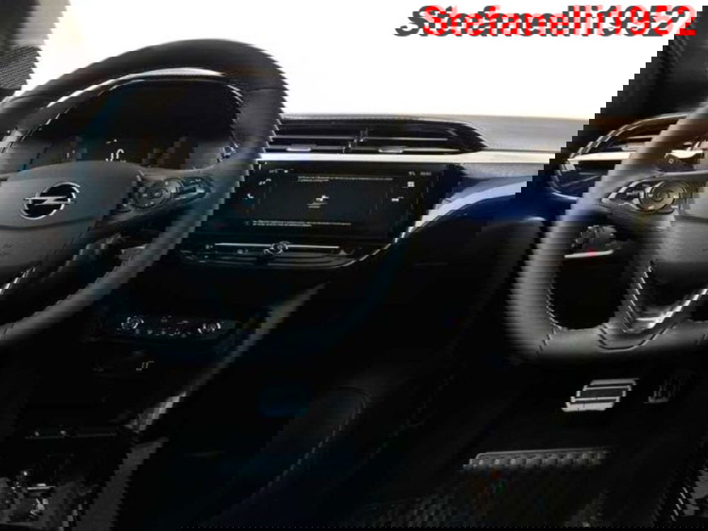 Opel Corsa nuova a Bologna (14)