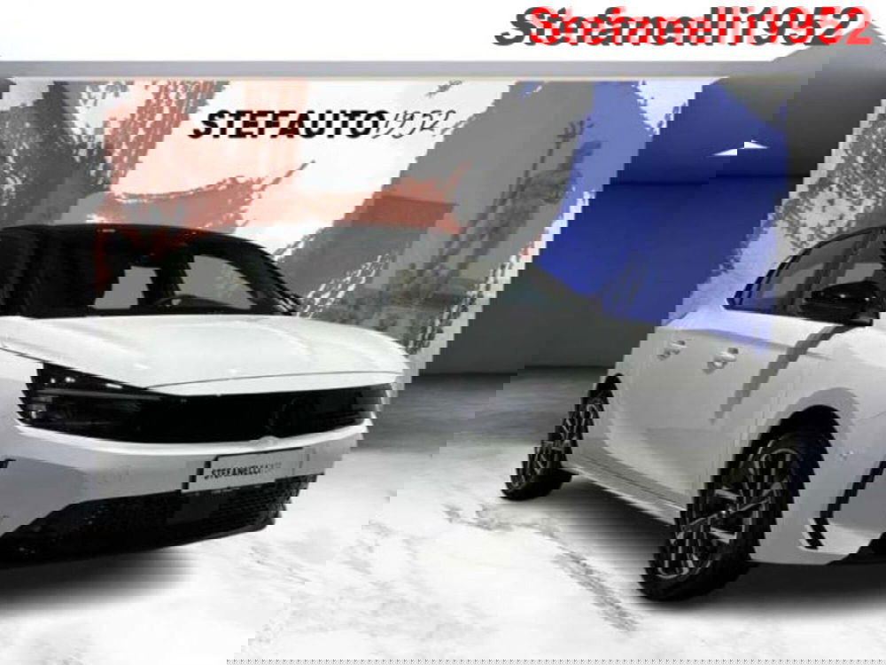 Opel Corsa nuova a Bologna