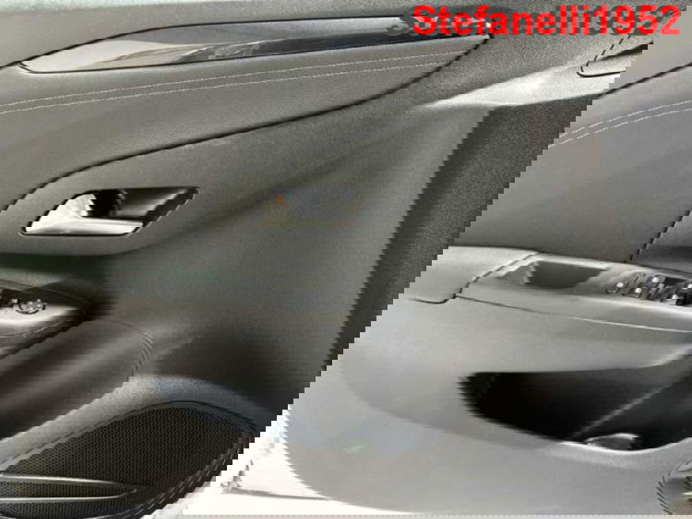 Opel Corsa nuova a Bologna (10)