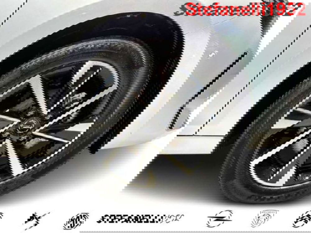 Opel Corsa nuova a Bologna (8)