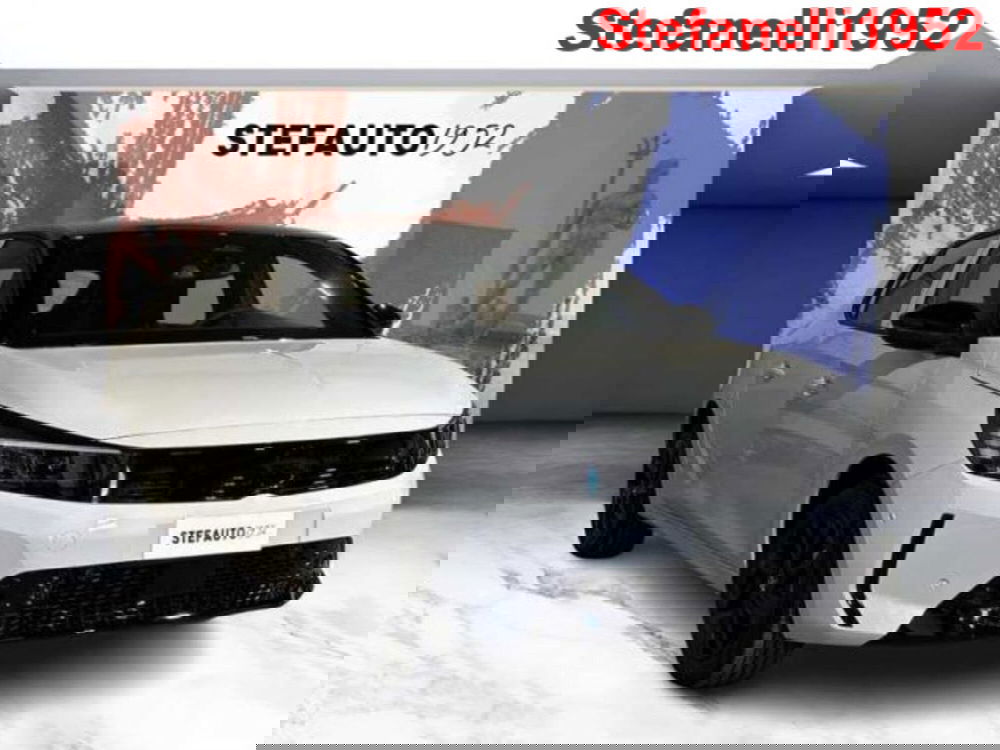 Opel Corsa nuova a Bologna