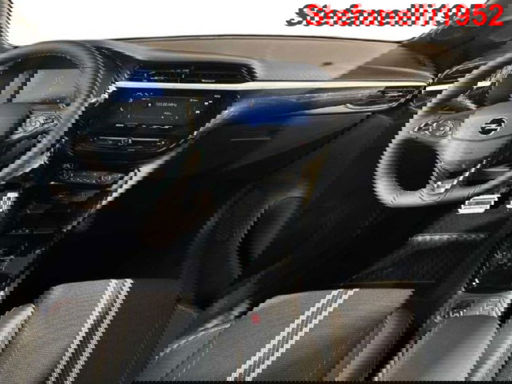 Opel Corsa nuova a Bologna (13)