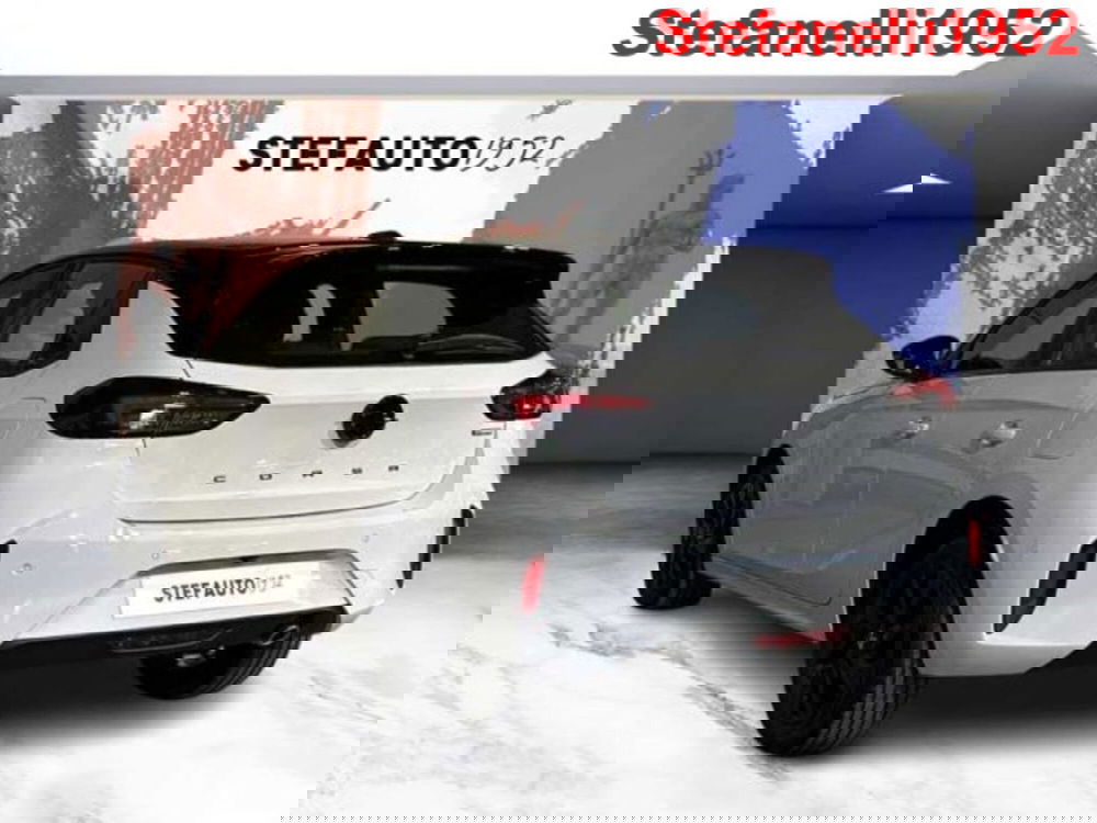 Opel Corsa nuova a Bologna (5)