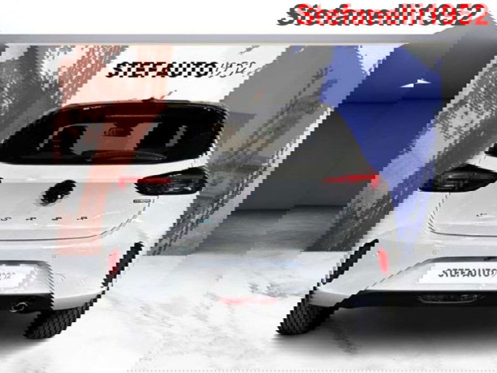 Opel Corsa nuova a Bologna (6)