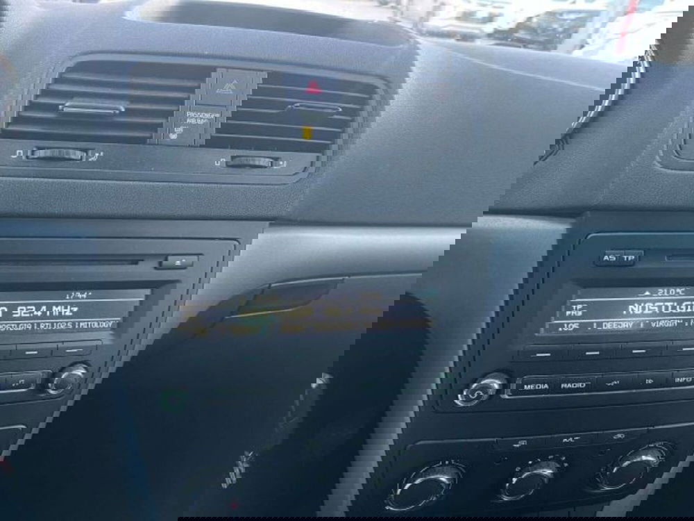 Skoda Yeti usata a Firenze (14)