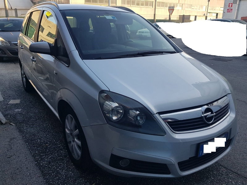 Opel Zafira usata a Padova (3)