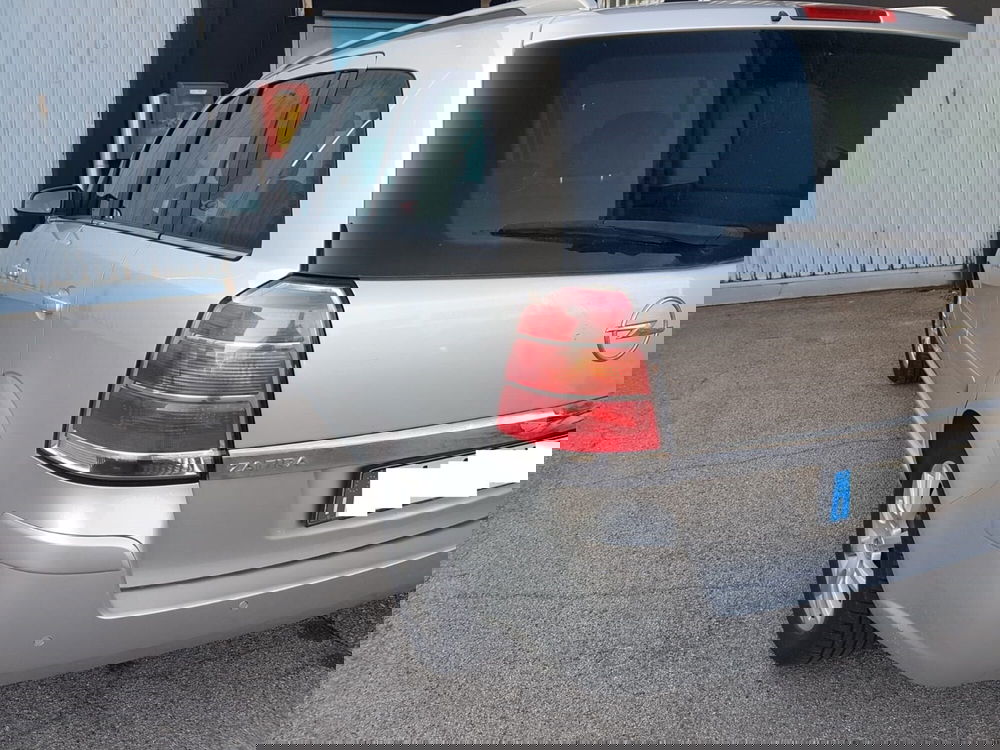 Opel Zafira usata a Padova (5)