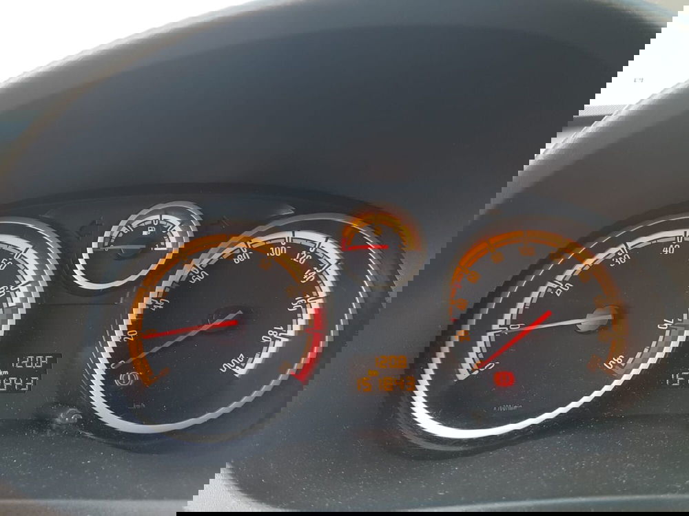 Opel Corsa usata a Padova (12)