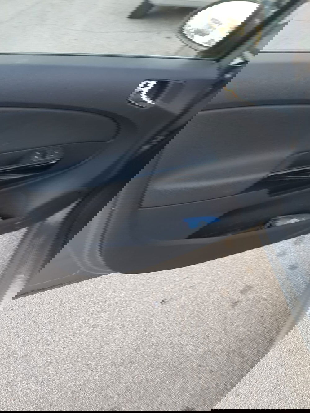 Opel Corsa usata a Padova (9)