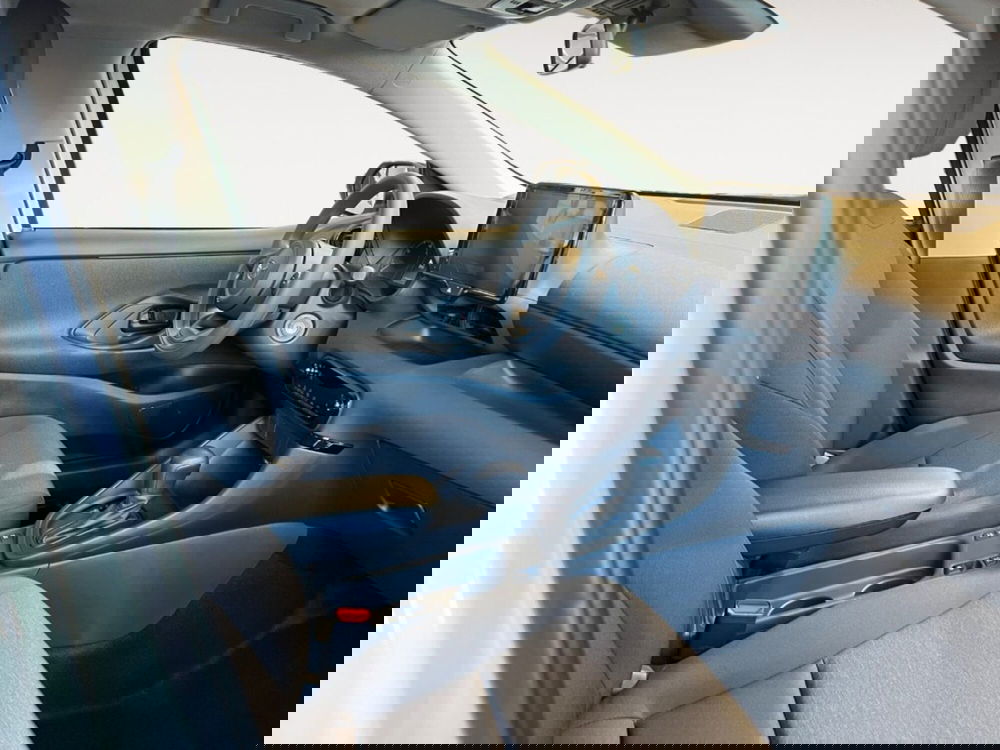 Mazda Mazda2 Hybrid nuova a Verona (5)