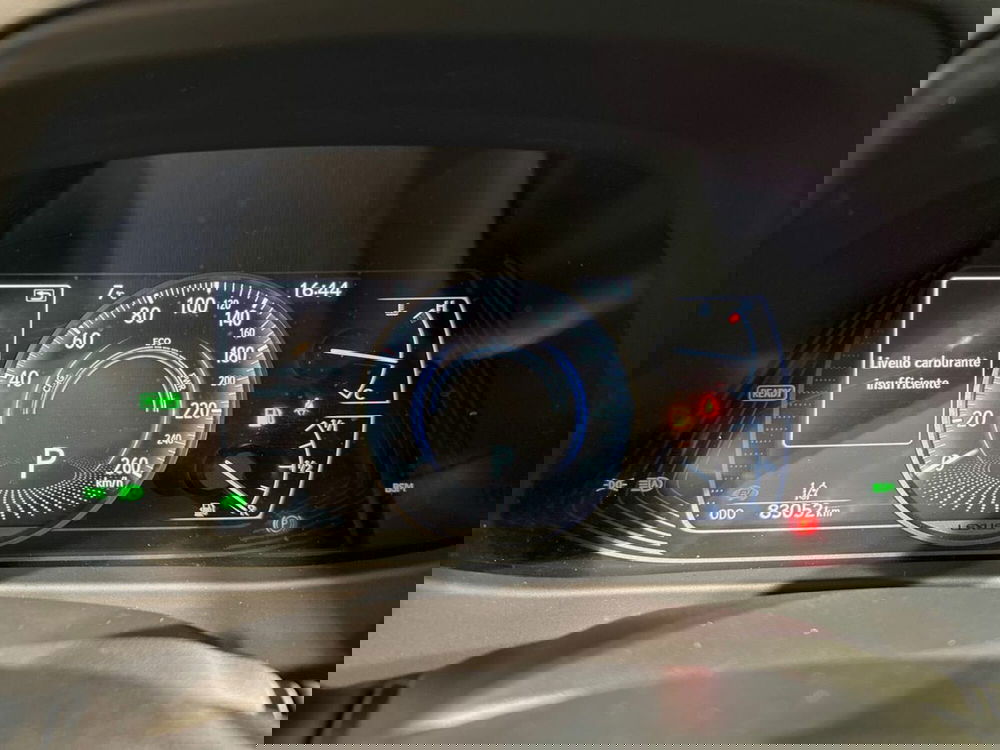 Lexus UX usata a Sondrio (8)