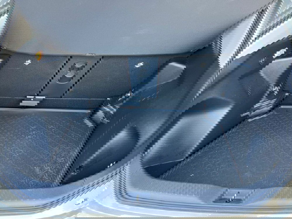 Toyota Yaris Cross usata a Sondrio (13)