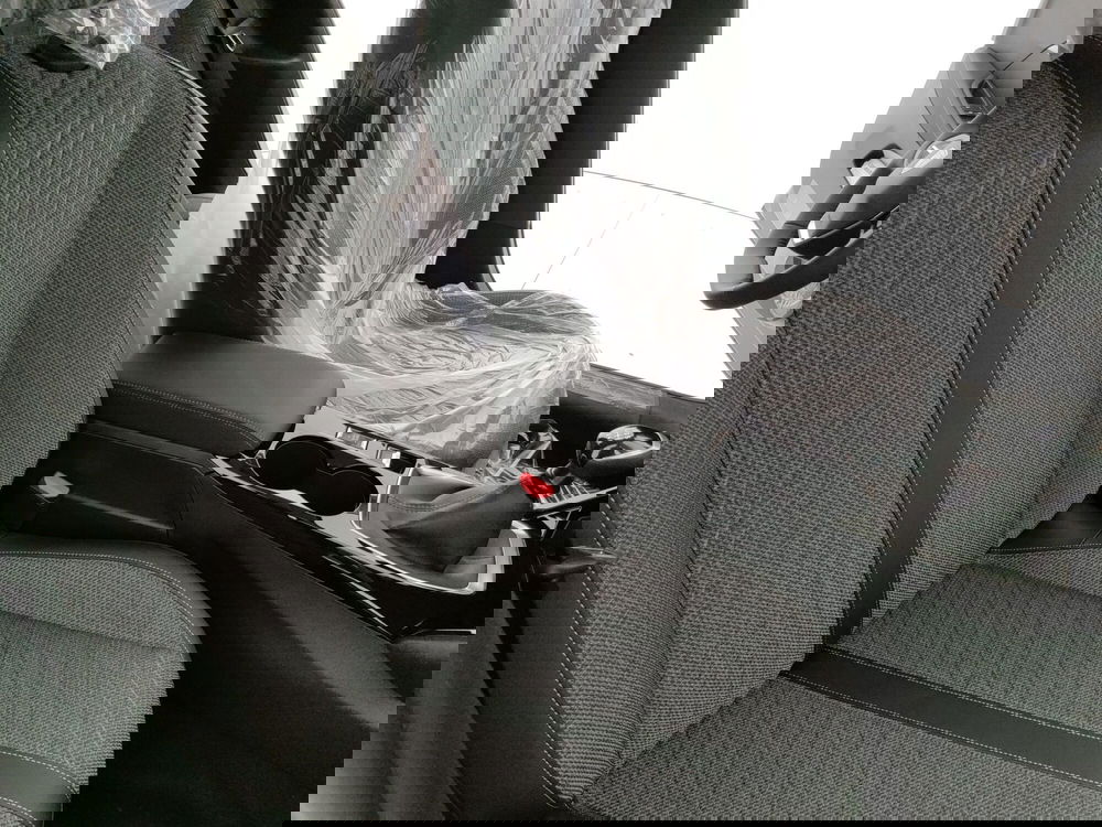 Peugeot 208 nuova a Caserta (13)