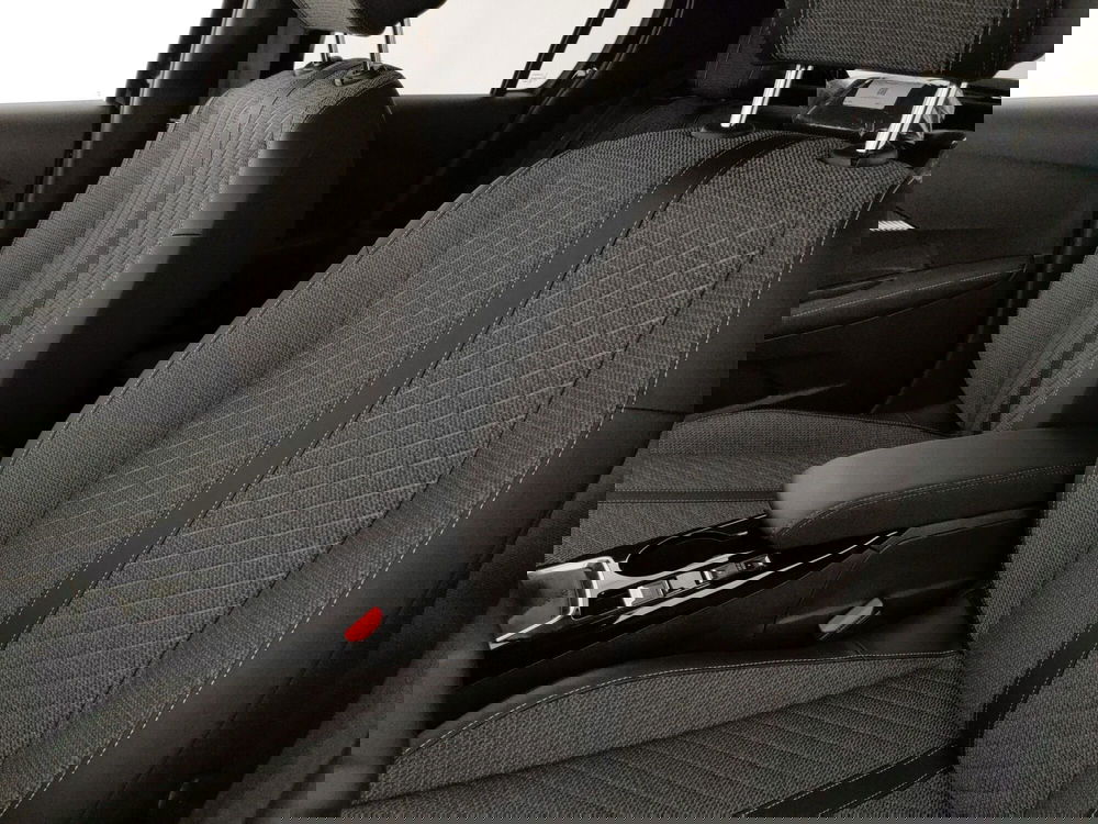 Peugeot 208 nuova a Caserta (14)