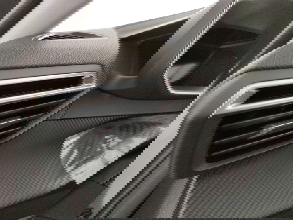 Peugeot 2008 usata a Caserta (17)