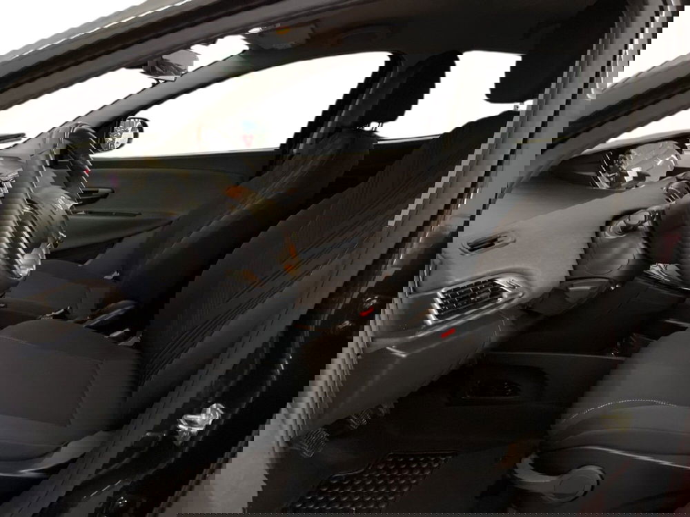 Lancia Ypsilon usata a Torino (10)