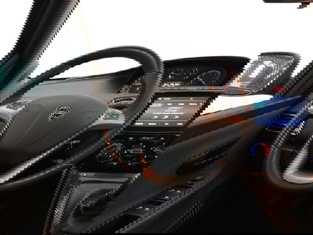 Lancia Ypsilon usata a Torino (12)