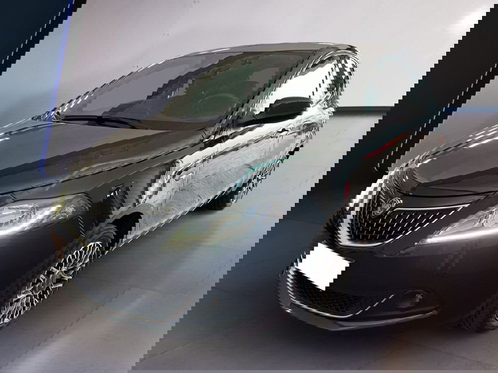 Lancia Ypsilon usata a Torino (3)