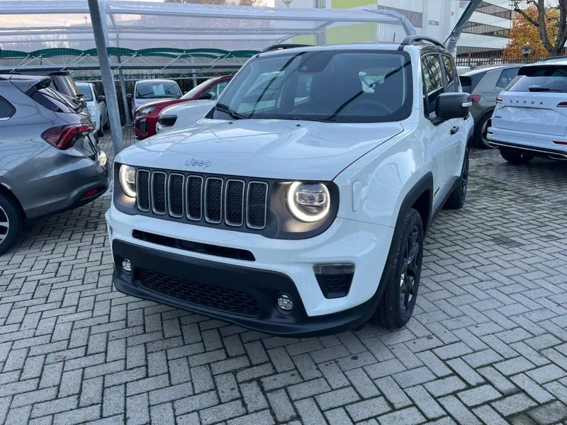 Jeep Renegade nuova a Milano