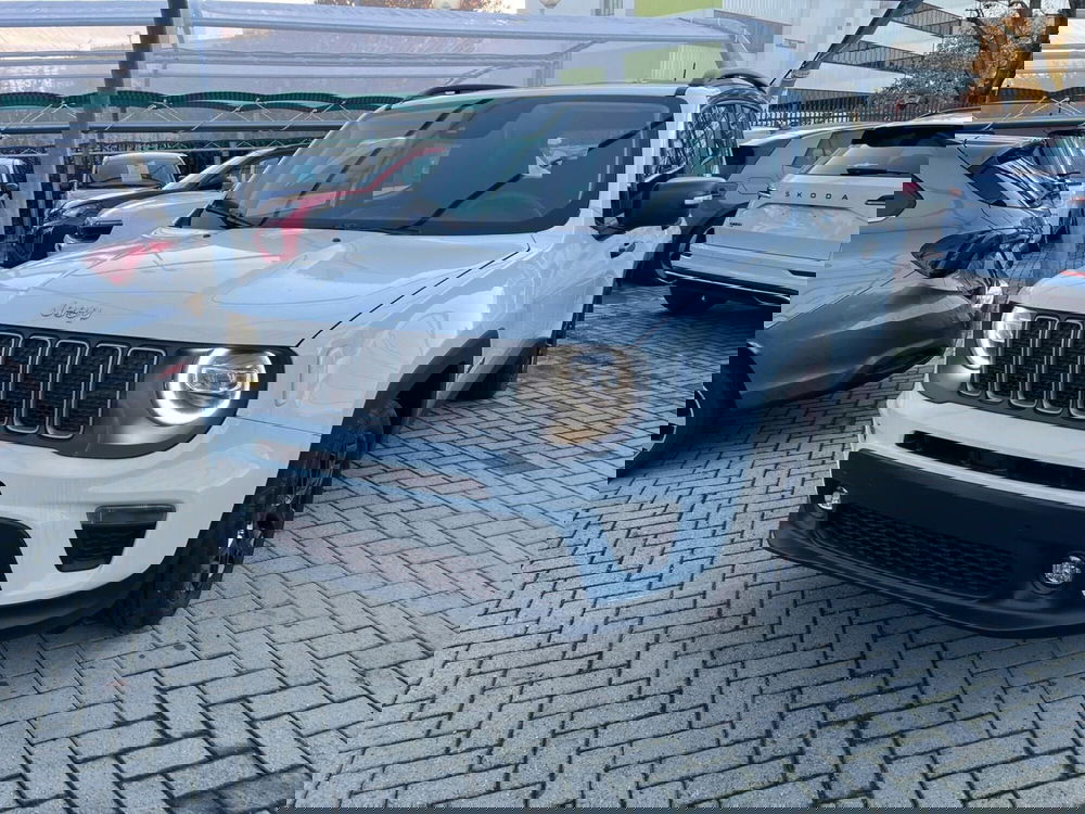 Jeep Renegade nuova a Milano