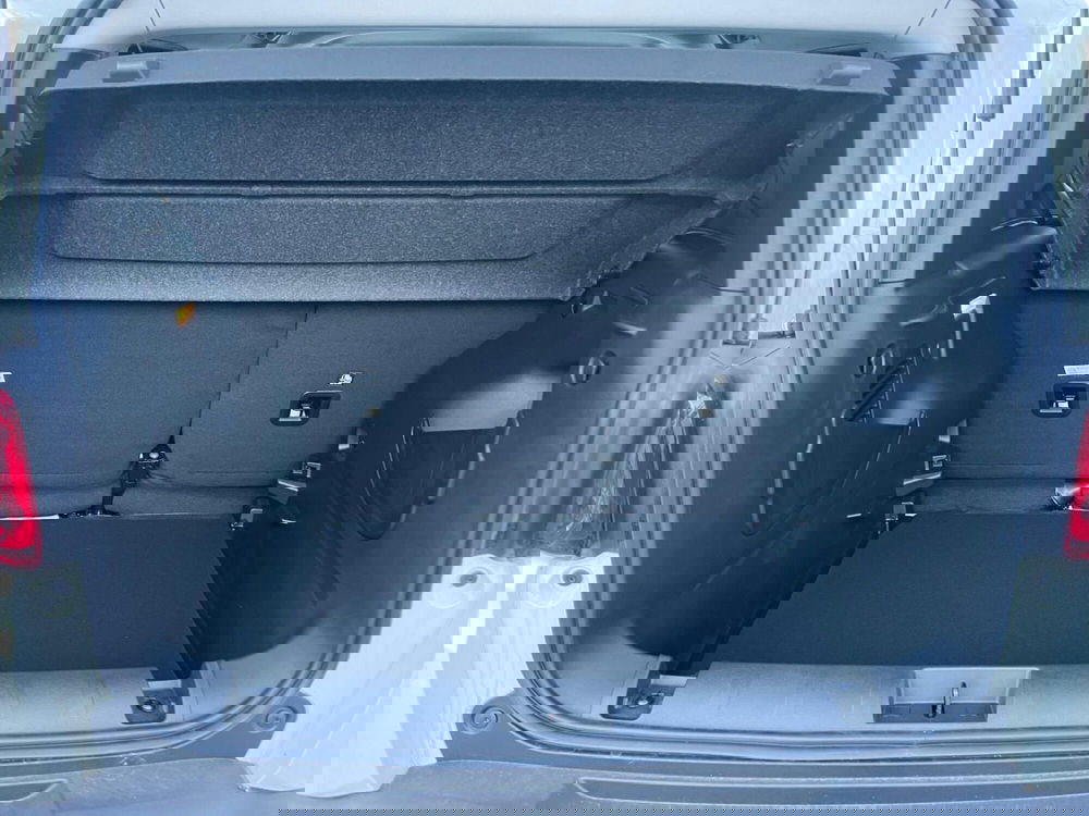 Jeep Renegade nuova a Milano (10)