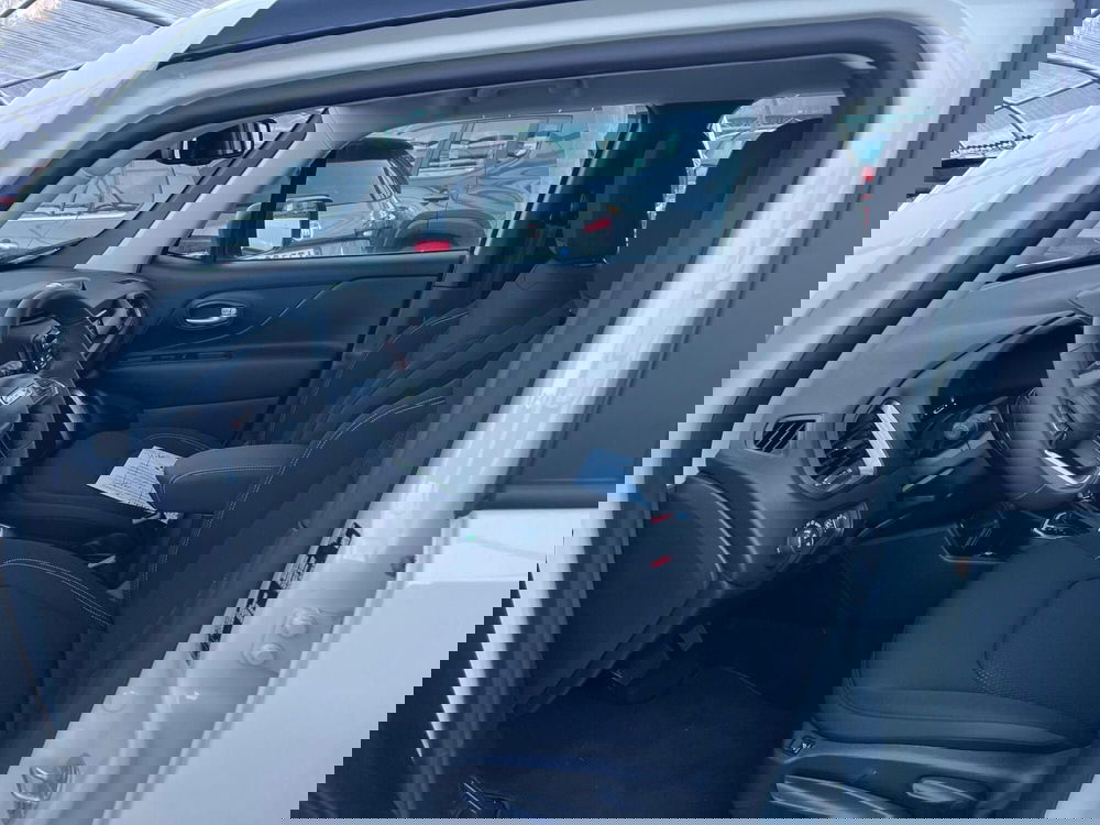 Jeep Renegade nuova a Milano (11)