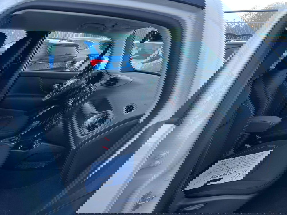 Jeep Renegade nuova a Milano (12)