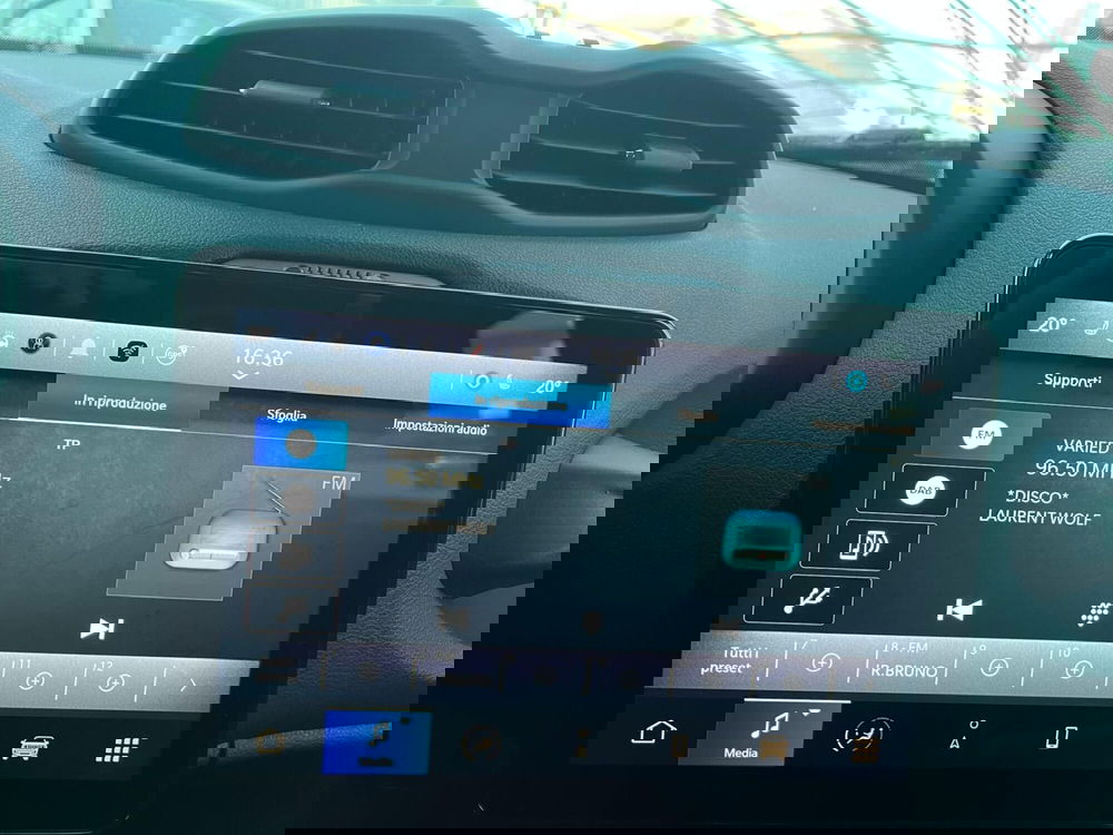 Jeep Renegade nuova a Milano (16)