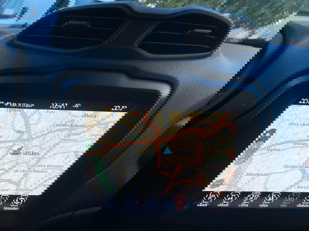 Jeep Renegade usata a Milano (15)