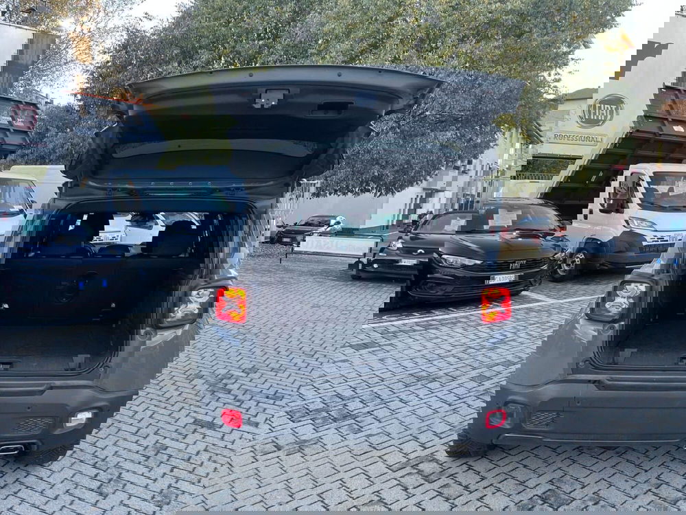 Jeep Renegade usata a Milano (9)